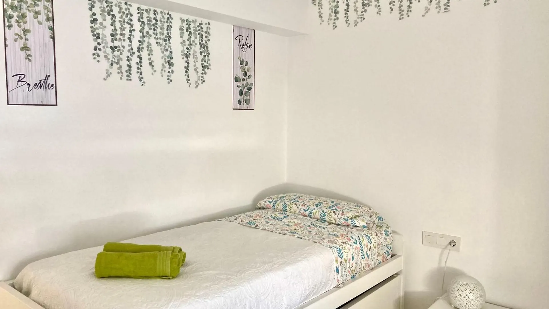 公寓 Apartamento Frente Al Mar Torres De Playamar En 托雷莫利诺斯 西班牙